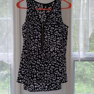 BOGO TANKTOPS Apt 9 black leopard print tanktop